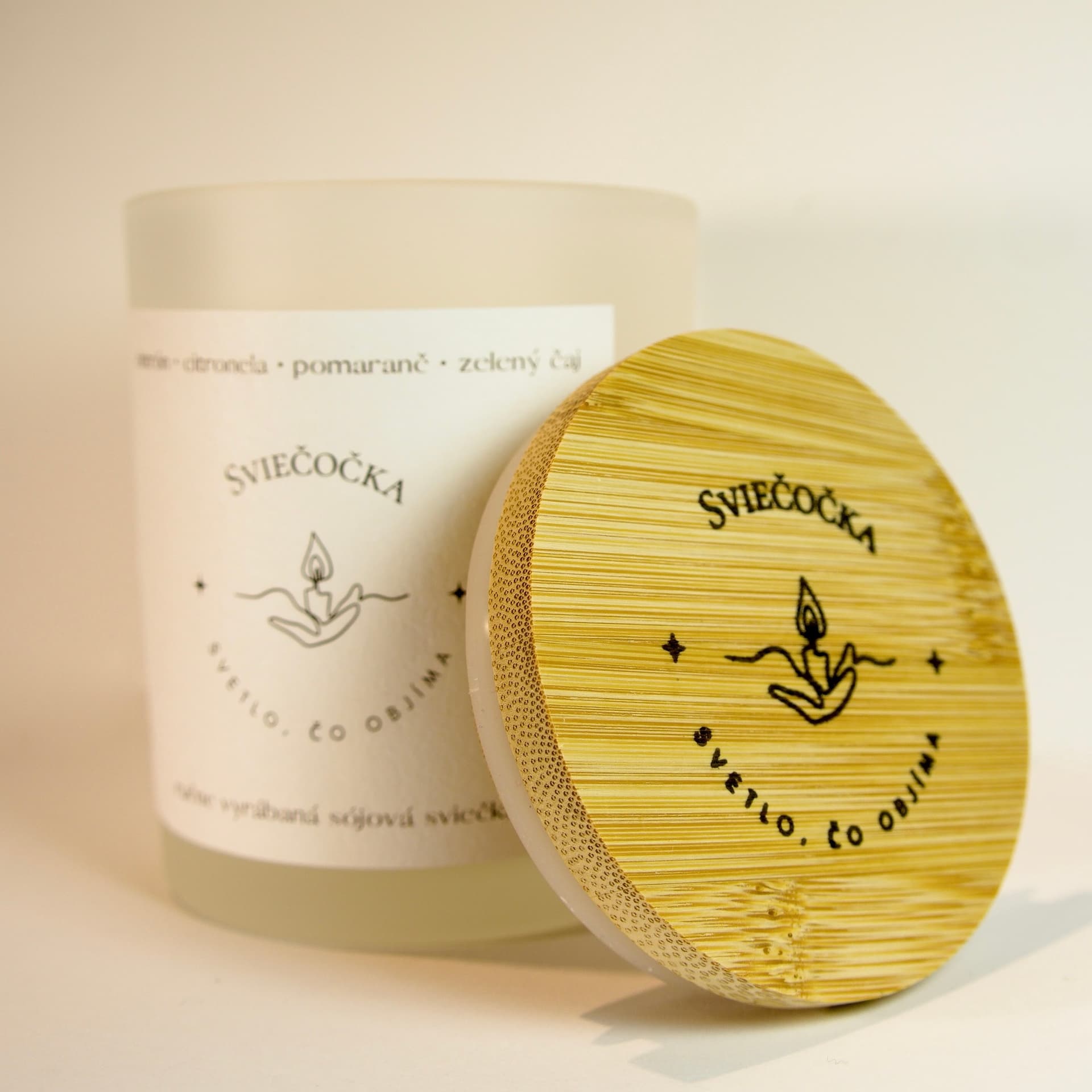 Citrusové svetlo cintrón · citronela · pomaranč · zelený čaj 140g ručne vyrábaná sójová sviečka sójový vosk - pohľad 4
