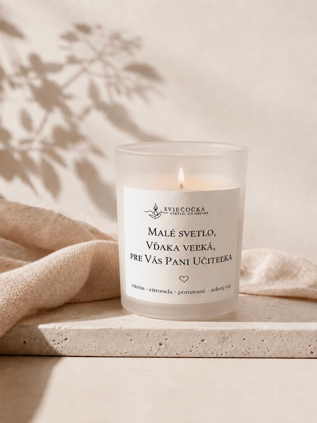 Pani učiteľka cintrón · citronela · pomaranč · zelený čaj 140g ručne vyrábaná sójová sviečka sójový vosk