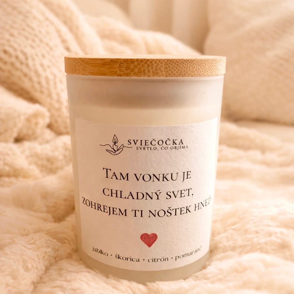 Noštek - jablko · škorica · citrón · pomaranč - ručne vyrábaná sójová sviečka